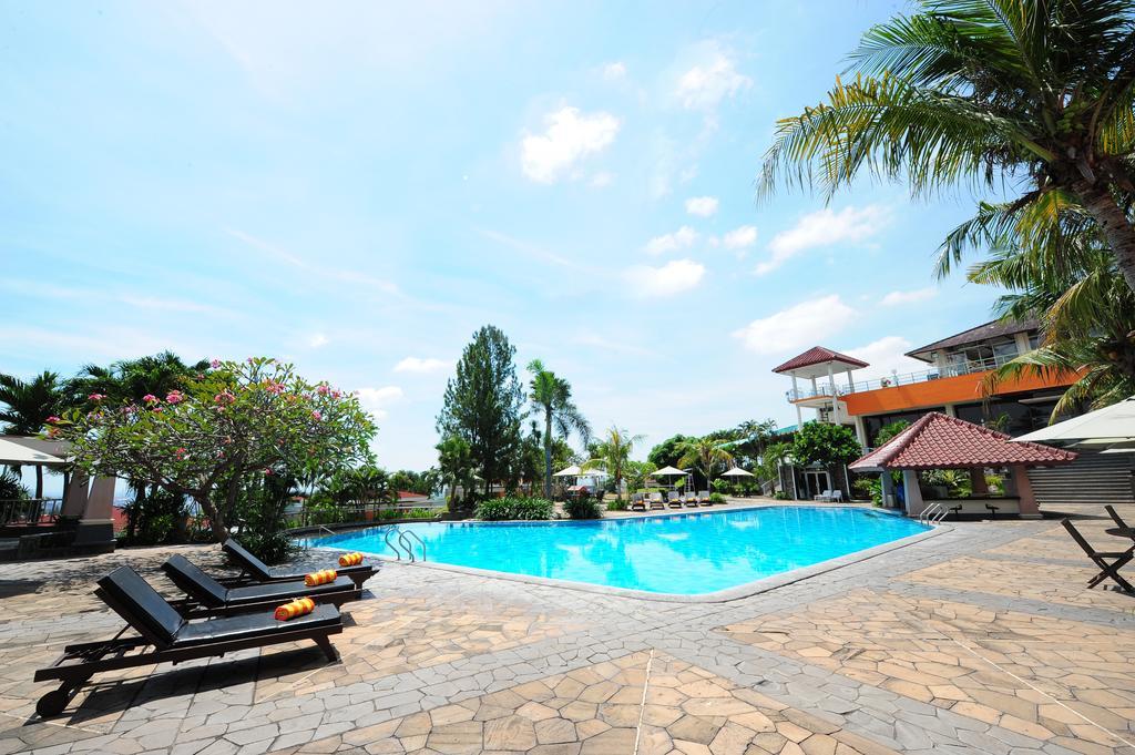 Patra Semarang Hotel & Convention Exteriér fotografie