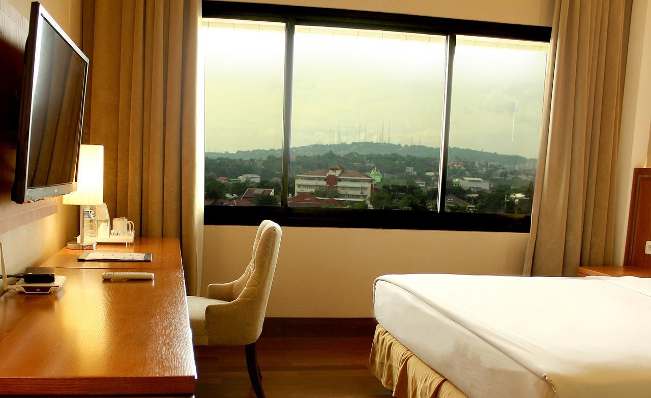 Patra Semarang Hotel & Convention Exteriér fotografie
