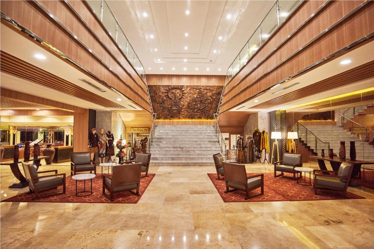 Patra Semarang Hotel & Convention Exteriér fotografie